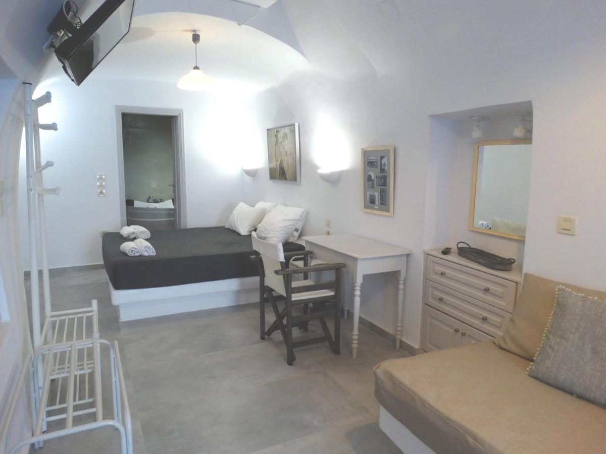 Yposkafo Suites - Studio - Santorini Fira  Dış mekan fotoğraf