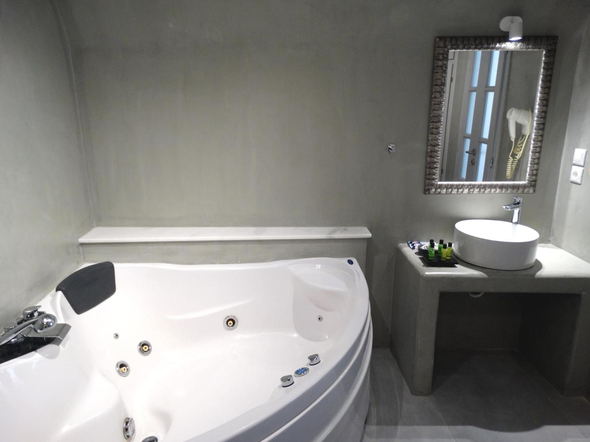 Yposkafo Suites - Studio - Santorini Fira  Dış mekan fotoğraf